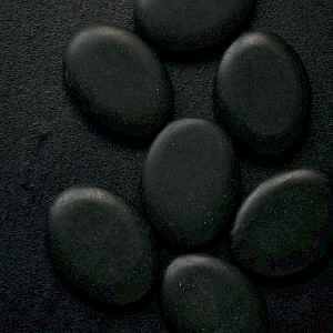 hot-stone.jpg|hot-stone-massage.jpg->first->description
